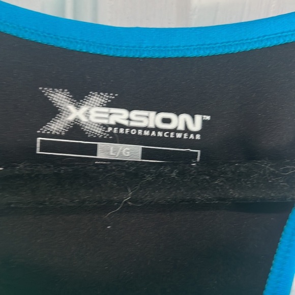 3/$20 xersion  large tank - Picture 2 of 3